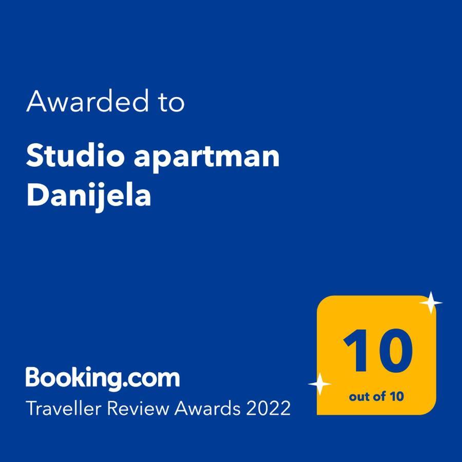 Studio Apartman Danijela Pula Exterior foto